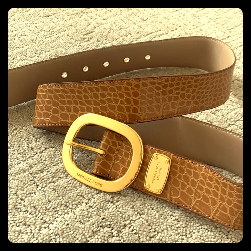 Michael Kors leather belt
